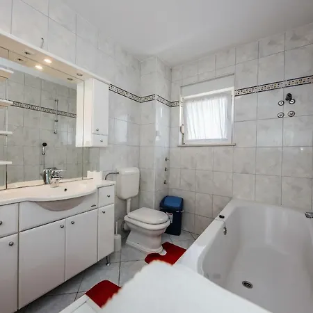 Pero Apartment *